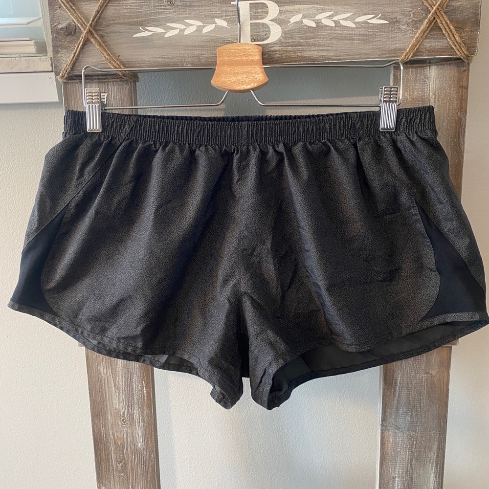 Nike Tempo Dry Core 3” Running Shorts